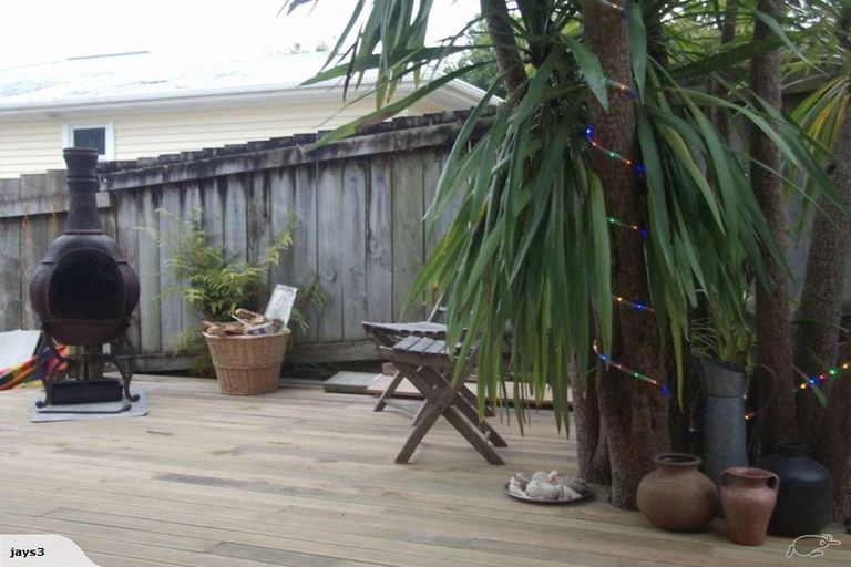 Photo of property in 84 Tarewa Road, Morningside, Whangarei, 0110