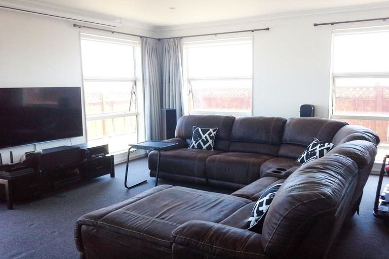 Photo of property in 9 Jules Crescent, Bell Block, New Plymouth, 4312