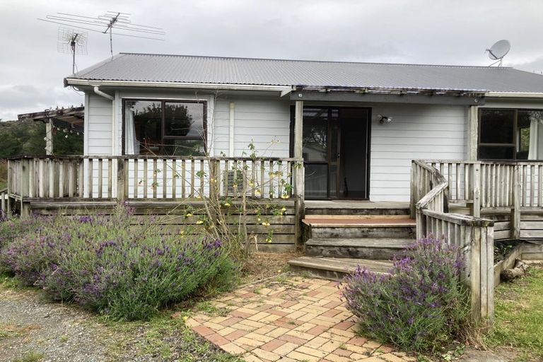 Photo of property in 48c Norana Road, Timberlea, Upper Hutt, 5018