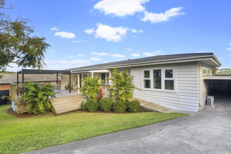 Photo of property in 2/97 Crawford Avenue, Mangere Bridge, Auckland, 2022