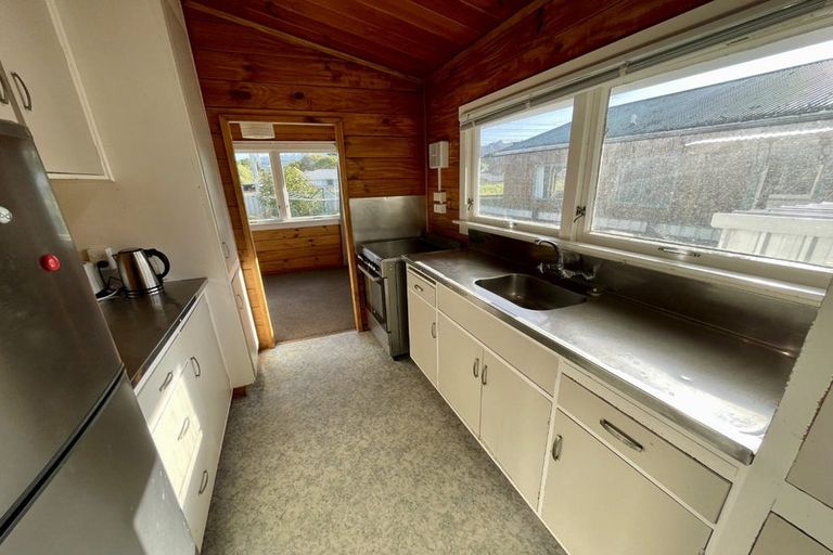 Photo of property in 14a Seddon Street, Wallaceville, Upper Hutt, 5018