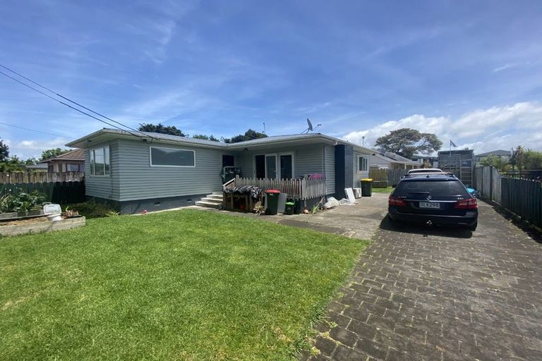 Photo of property in 2/21 Wedgwood Avenue, Mangere East, Auckland, 2024