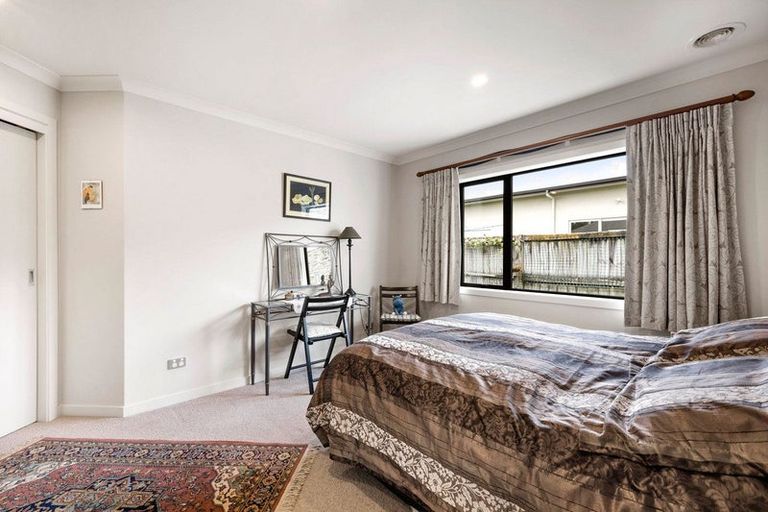 Photo of property in 20 Brancaster Place, Cambridge, 3434