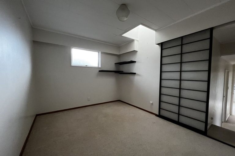 Photo of property in 29 Knightsbridge Drive, Forrest Hill, Auckland, 0620