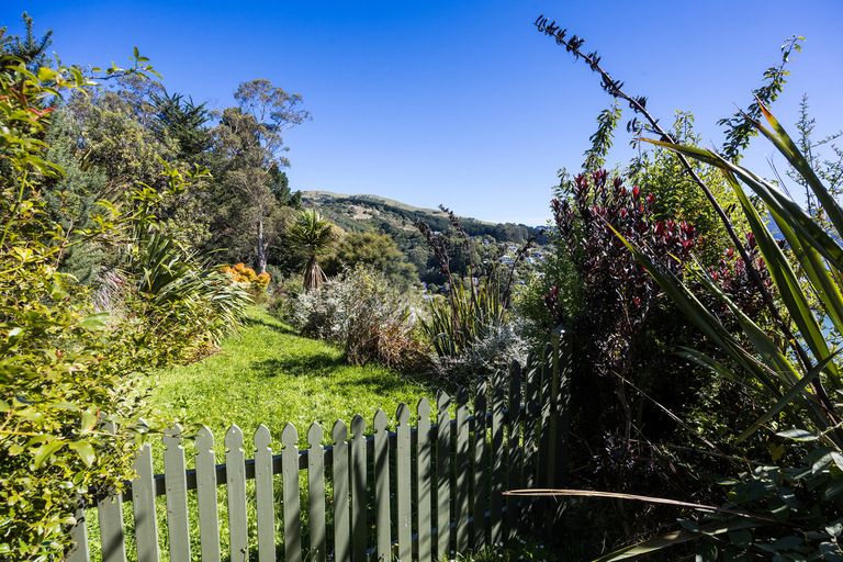 Photo of property in 74 Oxley Crescent, Broad Bay, Dunedin, 9014