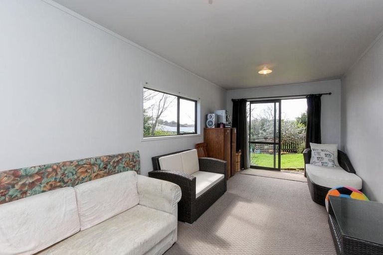 Photo of property in 69 Clemow Road, Fitzroy, New Plymouth, 4312