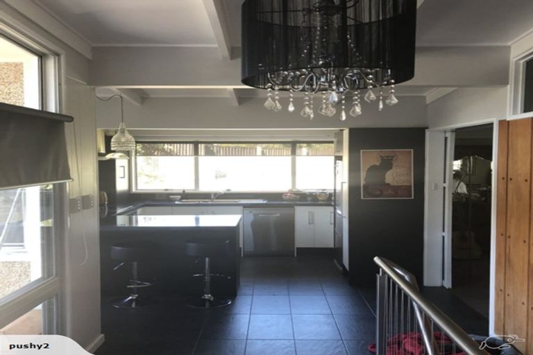 Photo of property in 83 Tirohanga Road, Tirohanga, Lower Hutt, 5010