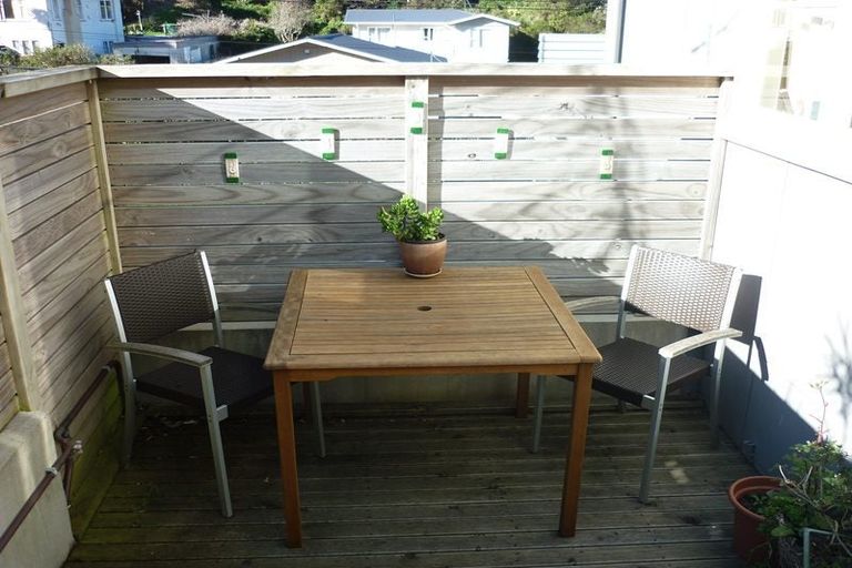 Photo of property in 76 Liardet Street, Vogeltown, Wellington, 6021