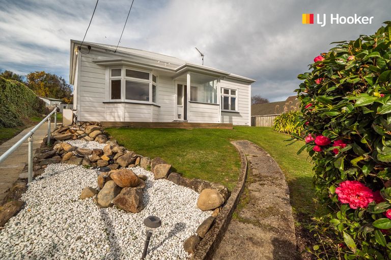 Photo of property in 14 Shand Street, Green Island, Dunedin, 9018