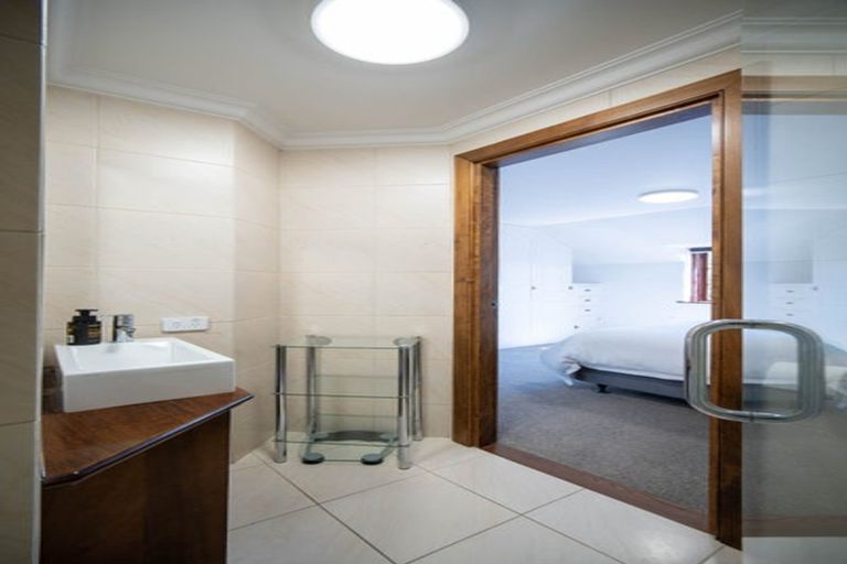 Photo of property in Riverside Cottages, 2/7 Quiet Woman Way, Monaco, Nelson, 7011