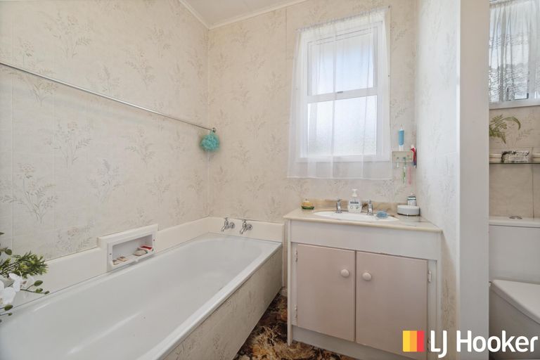 Photo of property in 19 Joanne Crescent, Pukehangi, Rotorua, 3015