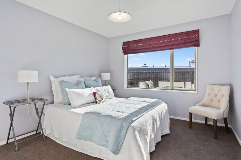 Photo of property in 18 Clifford Place, Amberley, 7410