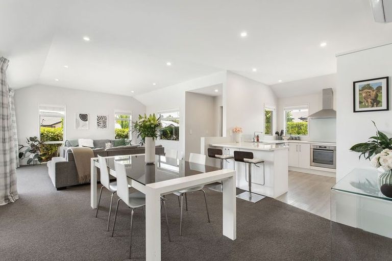 Photo of property in 8 Archrob Avenue, Prebbleton, 7604