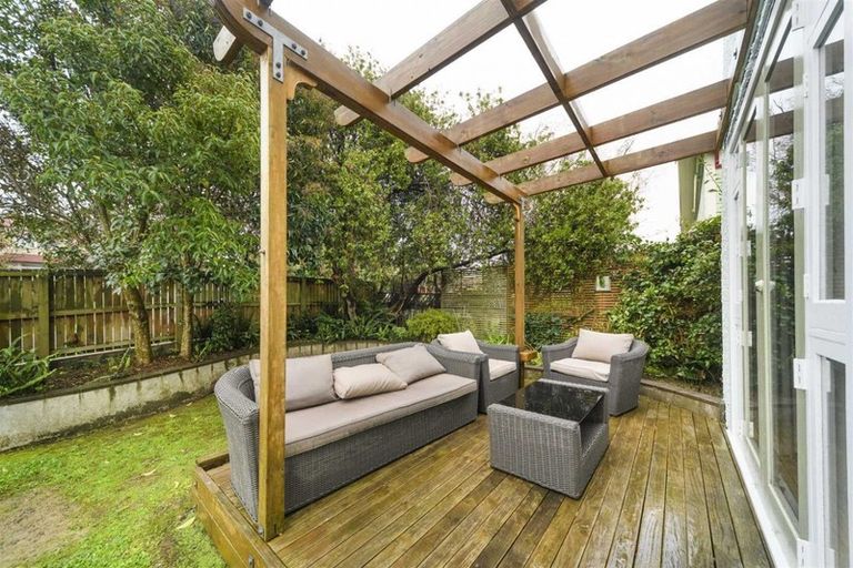 Photo of property in 40 Rongopai Street, Palmerston North, 4414