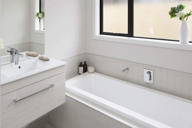 Photo of property in 47 Te Taniwha Road, One Tree Point, 0118