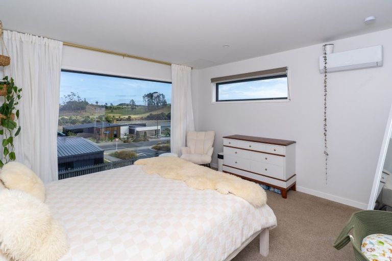 Photo of property in 2 Taeore Lane, Raglan, 3225