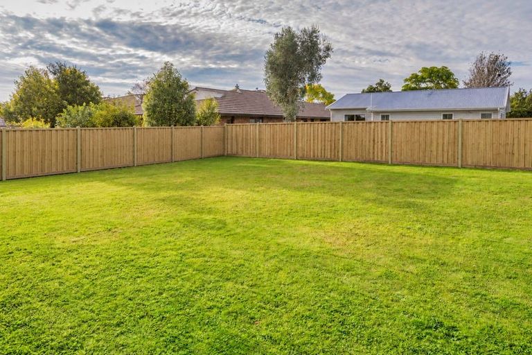 Photo of property in 175 Queen Street West, Levin, 5510