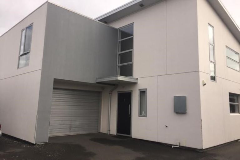 Photo of property in 30a Lyndon Street, Riccarton, Christchurch, 8041