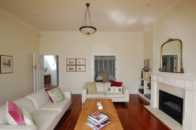 Photo of property in 21 Upland Road, Kelburn, Wellington, 6012