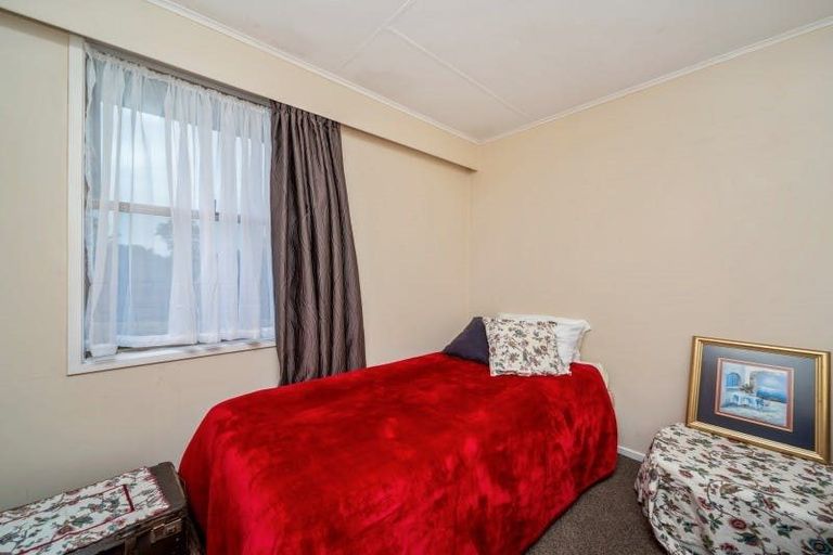 Photo of property in 182 Glover Road, Hawera, 4610
