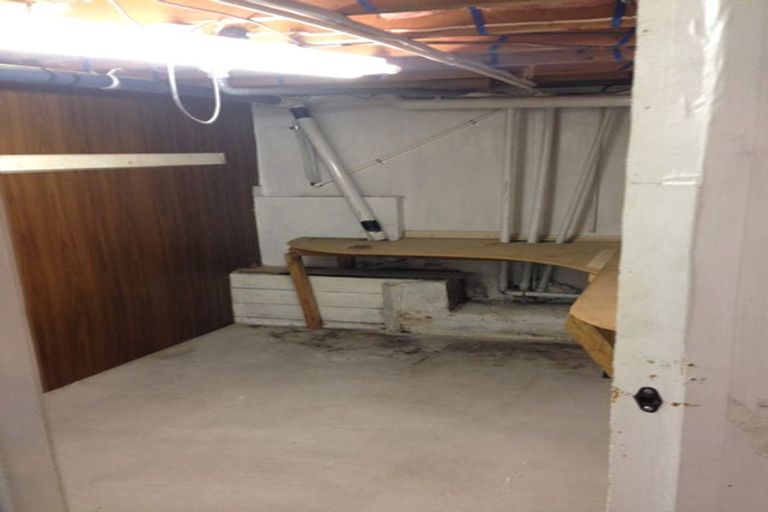 Photo of property in 2/26 Karaka Street, New Lynn, Auckland, 0600