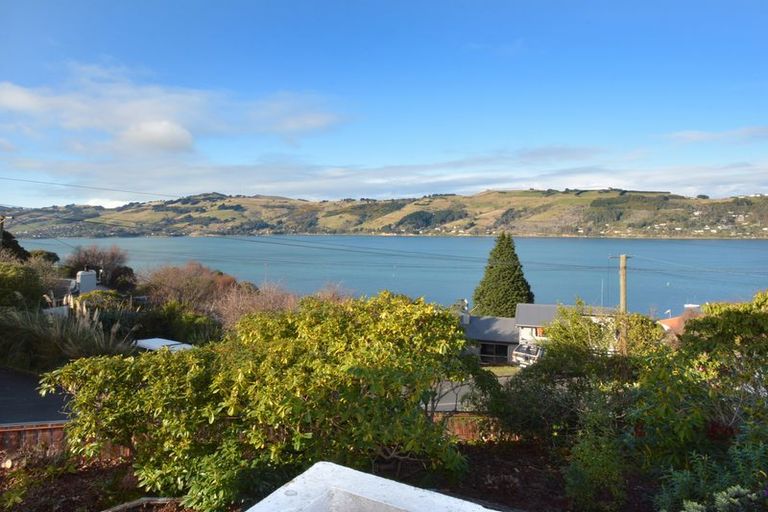 Photo of property in 17 Junction Road, Ravensbourne, Dunedin, 9022