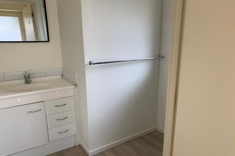 Photo of property in 2a Snead Place, Hamilton East, Hamilton, 3216