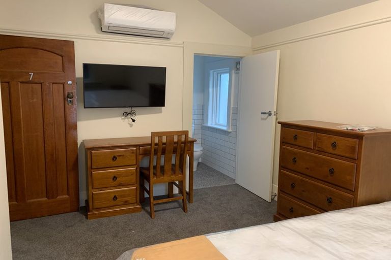 Photo of property in 9 Union Street West, North Dunedin, Dunedin, 9016