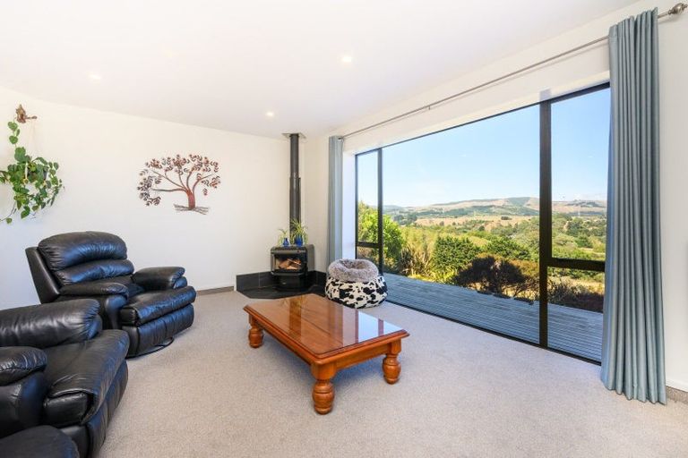 Photo of property in 70 Pacific Drive, Fitzherbert, Palmerston North, 4410