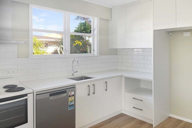 Photo of property in 24 Cornwall Street, Hutt Central, Lower Hutt, 5010
