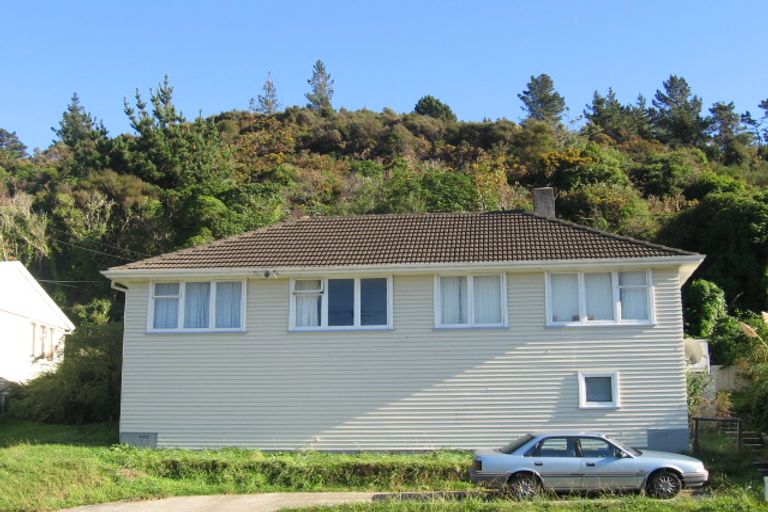 Photo of property in 140 George Street, Stokes Valley, Lower Hutt, 5019