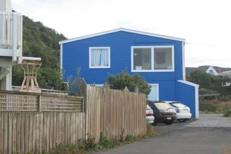 Photo of property in 64 Owhiro Bay Parade, Owhiro Bay, Wellington, 6023