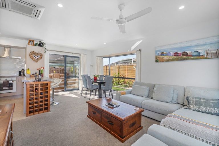 Photo of property in Mayfair Gardens, 3/2 Mayfair Close, Whitianga, 3510