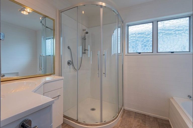 Photo of property in 66 Kohe Street, Parahaki, Whangarei, 0112