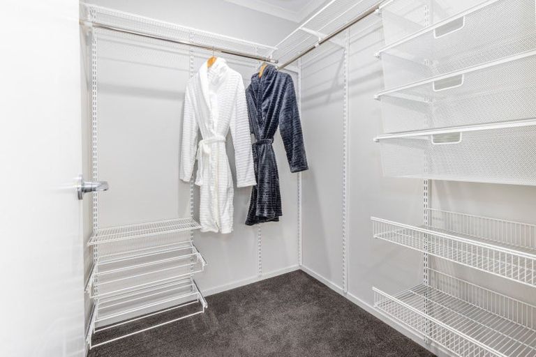 Photo of property in 7 Weatherdeck Close, Whitby, Porirua, 5024