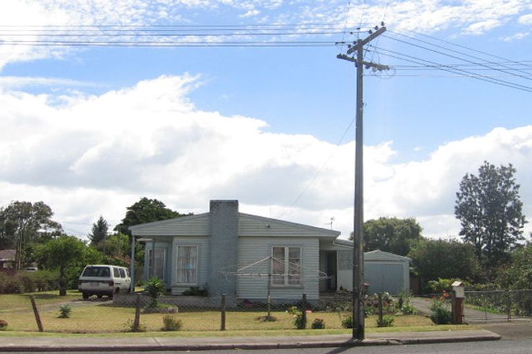 Photo of property in 94 Luke Street East, Otahuhu, Auckland, 1062
