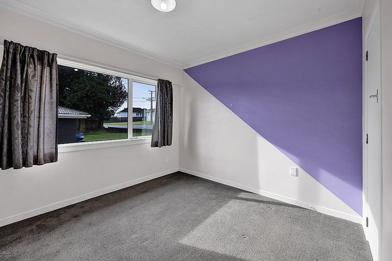 Photo of property in 40 Doralto Road, Frankleigh Park, New Plymouth, 4310