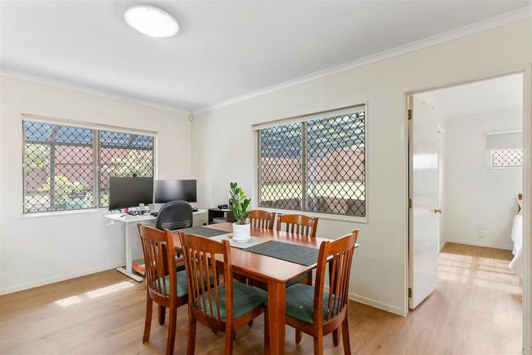 Photo of property in 26 Medvale Avenue, Flat Bush, Auckland, 2019