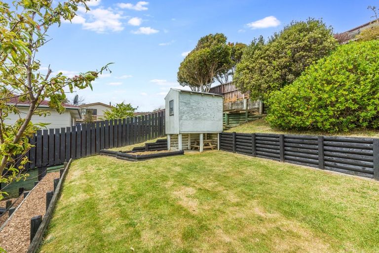 Photo of property in 9 Langwell Place, Papakowhai, Porirua, 5024