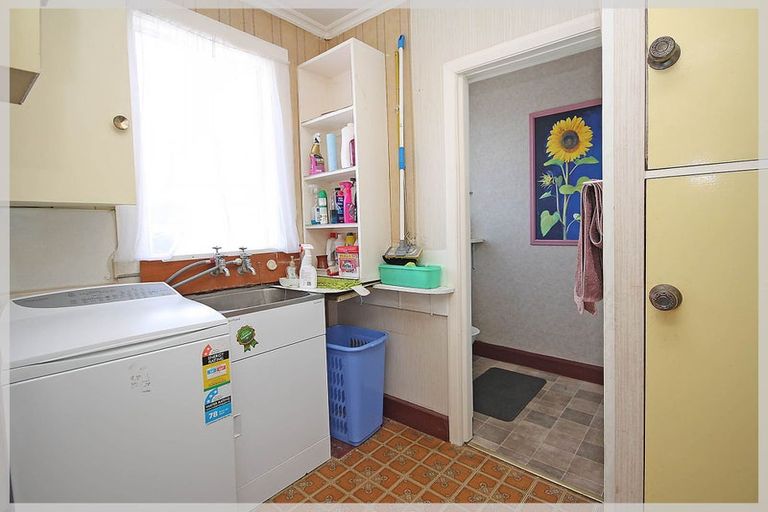 Photo of property in 58 Avenue Road, Foxton, 4814