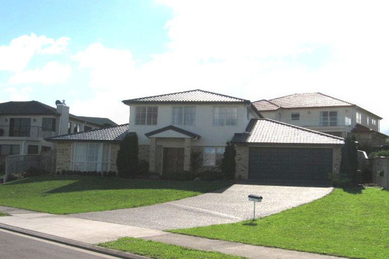 Photo of property in 10 Waikura Drive, Te Atatu Peninsula, Auckland, 0610
