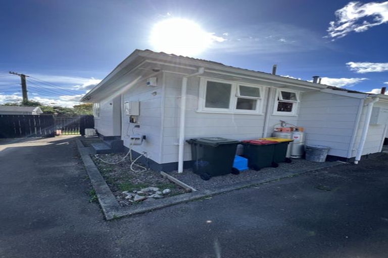 Photo of property in 4/17 Kowhai Street, Naenae, Lower Hutt, 5011