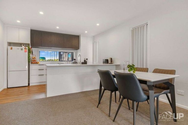 Photo of property in 66 Jacks Landing Drive, Hamilton Lake, Hamilton, 3204