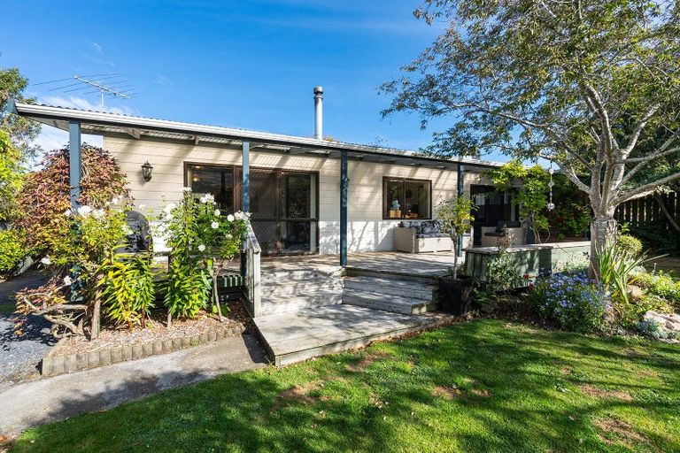 Photo of property in 4 The Terrace, Warrington, Waikouaiti, 9471