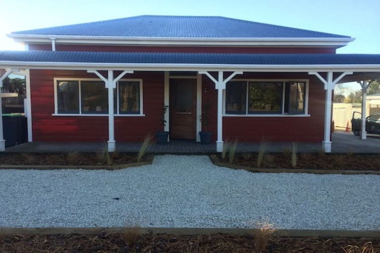 Photo of property in 27 Queen Street, Pareora, 7912