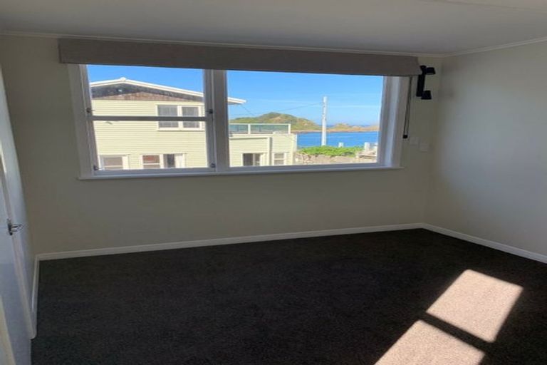Photo of property in 304 The Esplanade, Island Bay, Wellington, 6023