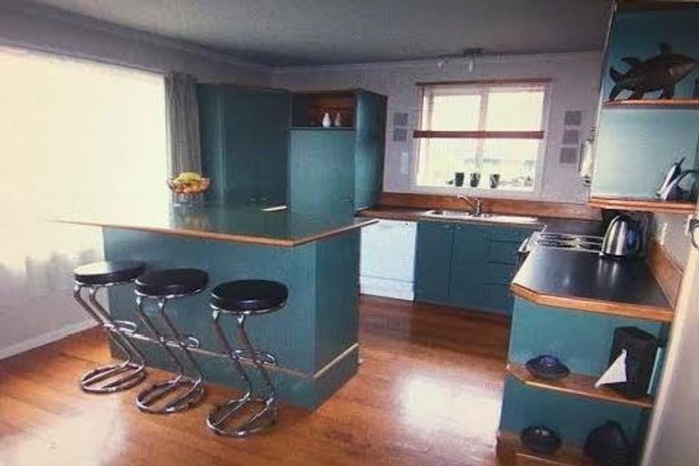 Photo of property in 3 Glenora Place, Hornby, Christchurch, 8042