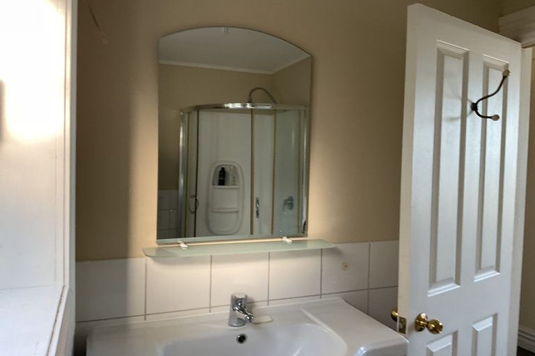 Photo of property in 11 Bulwer Street, Devonport, Auckland, 0624