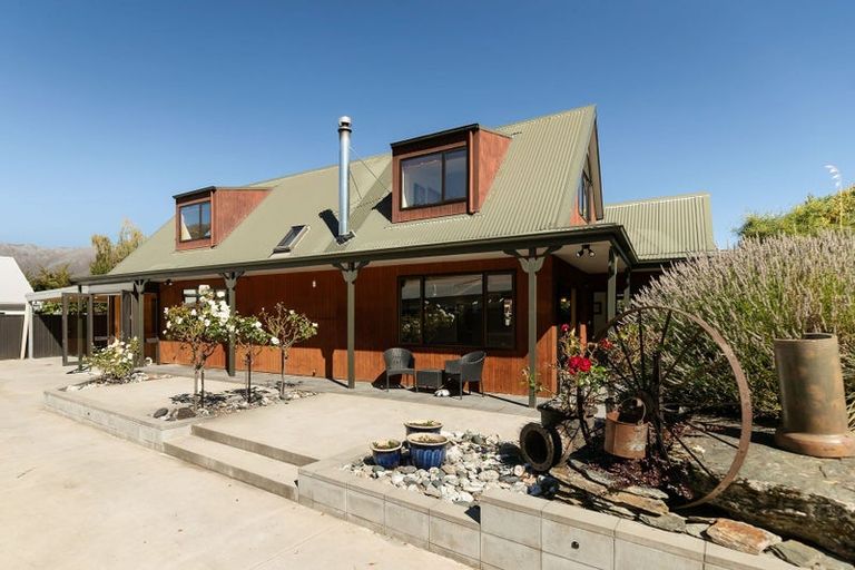 Photo of property in 10 Cornwall Street, Arrowtown, 9302