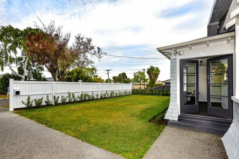 Photo of property in 51 Diamond Avenue, Spreydon, Christchurch, 8024
